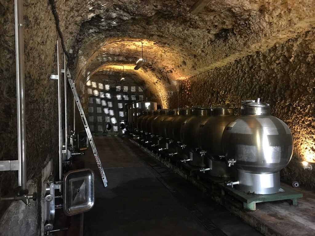 Vue de la cave Clos Roussely